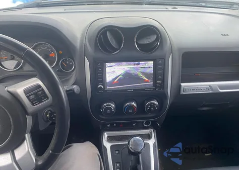 2016 Jeep Compass Latitude z USA, uszkodzony, nr VIN 1C4NJDEB0GD598842